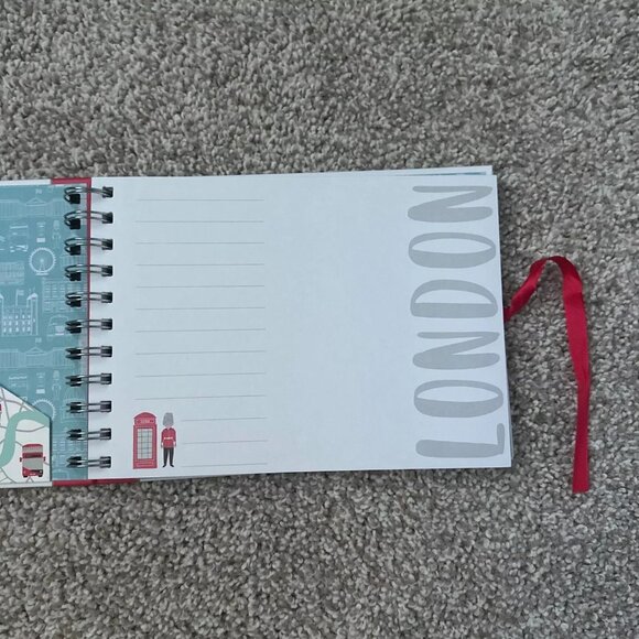 milly green london icons notebook 🇬🇧 - Picture 6 of 12